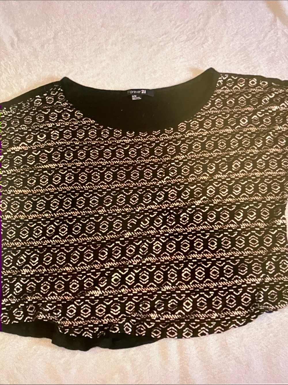 Forever 21 Black and White Geometric Crop Tee